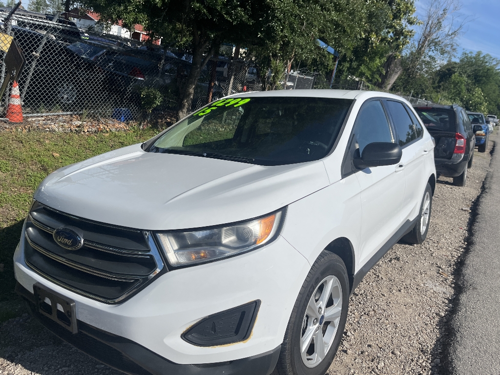 2015 Ford Edge SE's photo
