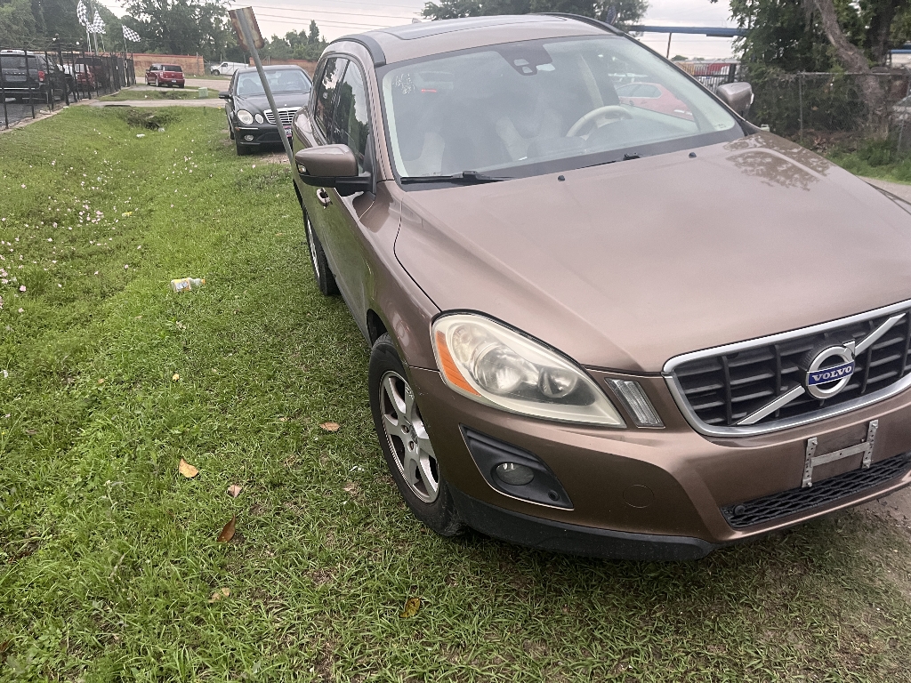 2010 Volvo XC60 3.2's photo