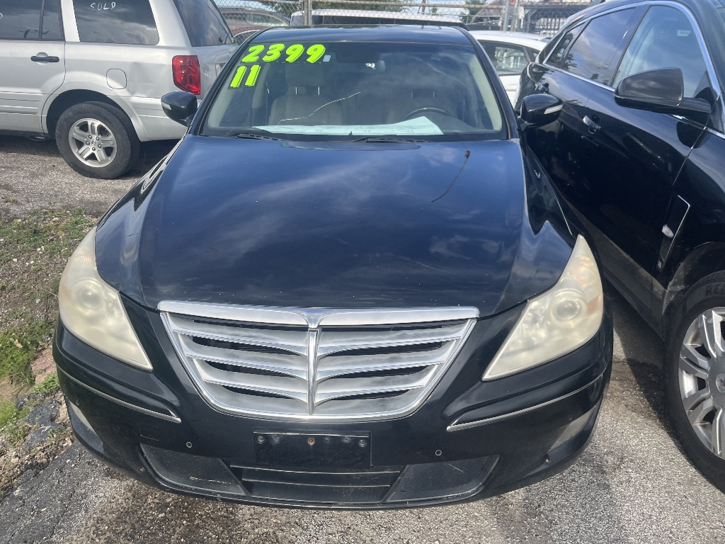 2011 Hyundai Genesis 4.6's photo