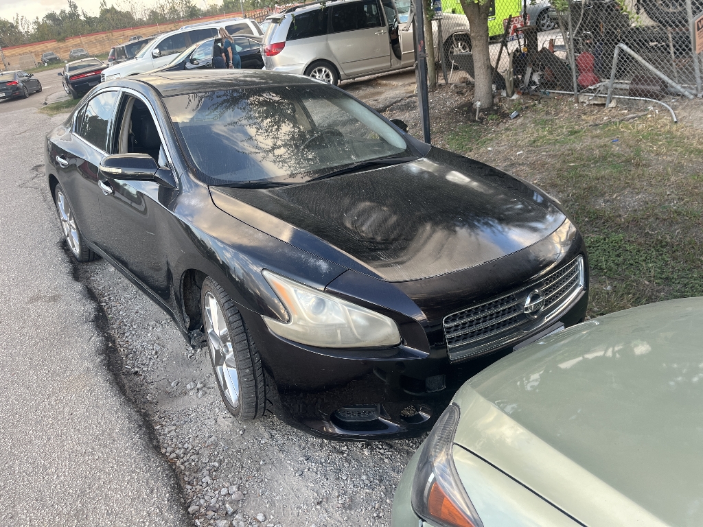 2010 Nissan Maxima SV