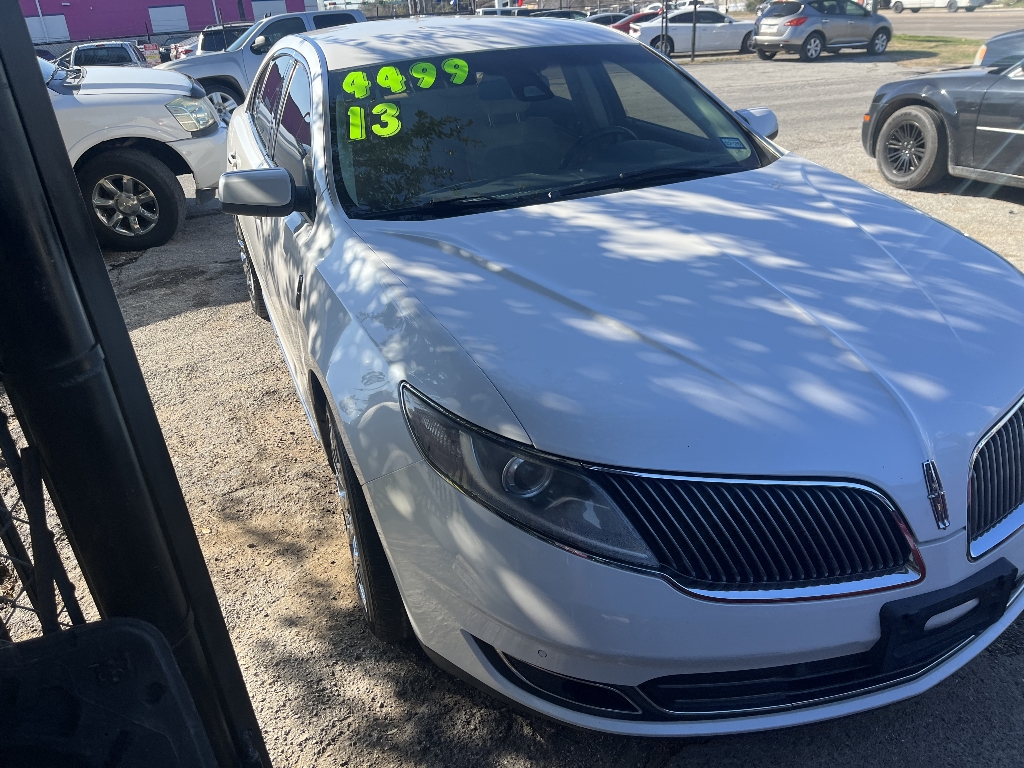 2013 Lincoln MKS Base