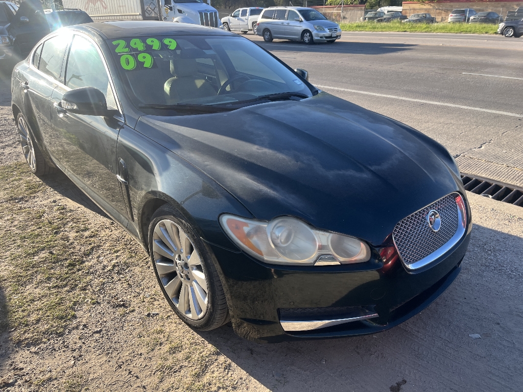 2009 Jaguar XF 4.2 V8 Premium Luxury's photo