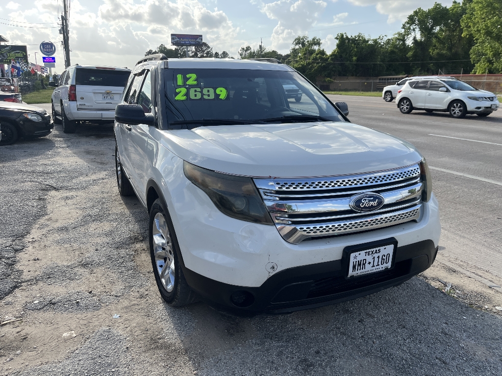 2012 Ford Explorer Base's photo
