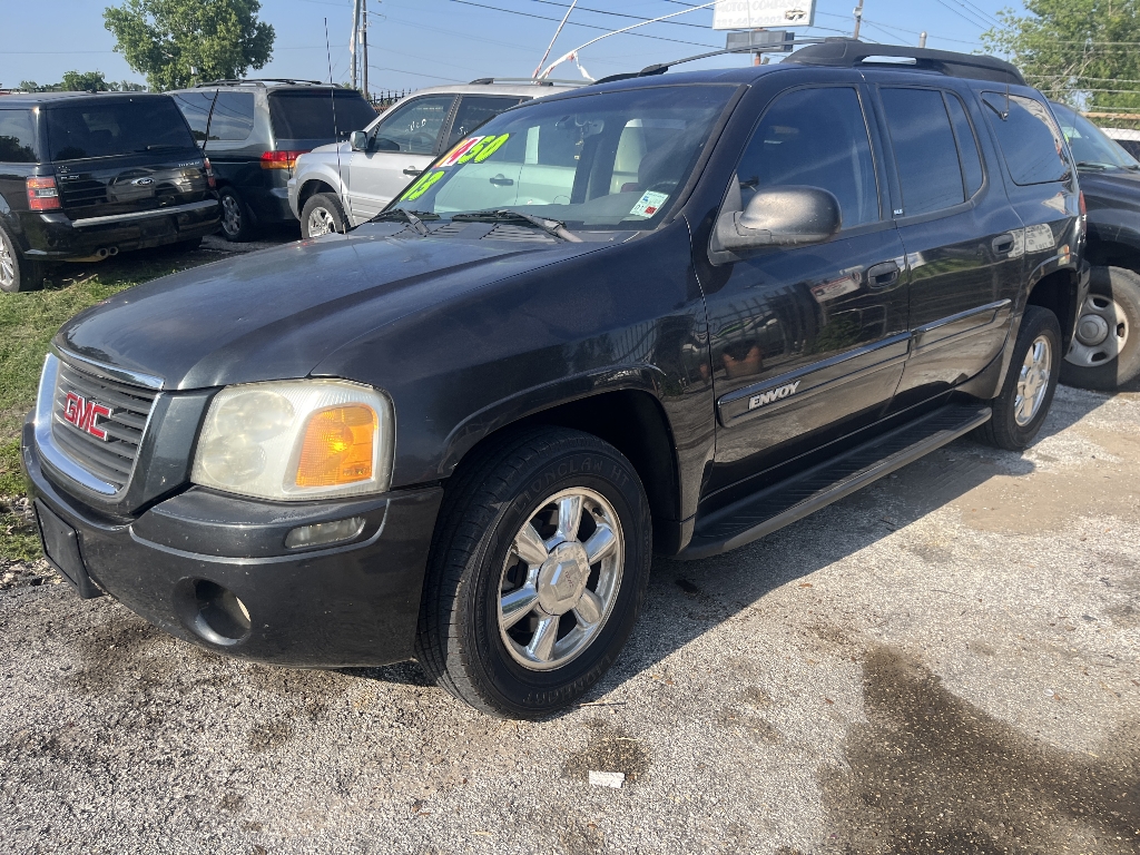 2003 GMC Envoy's photo